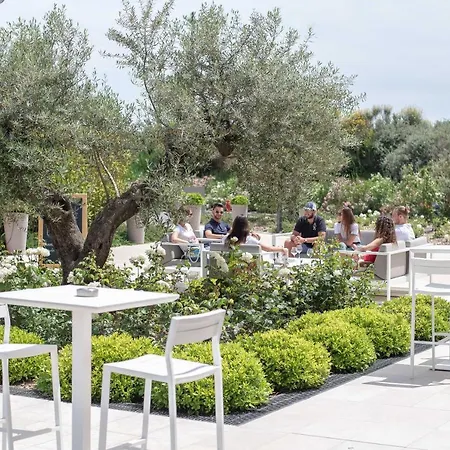 Clos Des Oliviers - Meuble De Tourisme 4* グリモー
