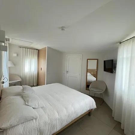 Апарт-отель Clos Des Oliviers - Meuble De Tourisme