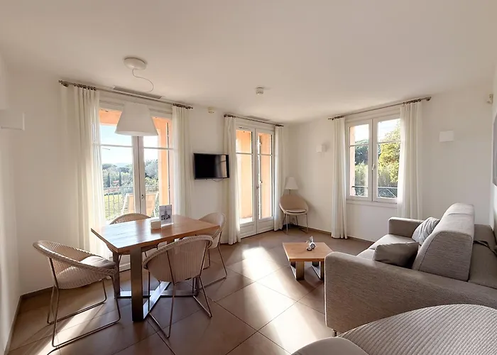 Aparthotel Clos Des Oliviers - Meuble De Tourisme